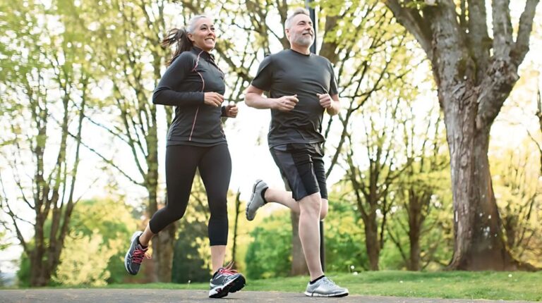 The Science of Running and Joint Health: How to Protect Your Knees While Running